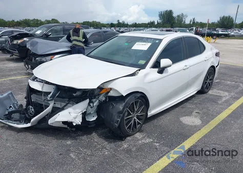 2023 Toyota Camry Se z USA, uszkodzony, nr VIN 4T1S11AK9PU772006